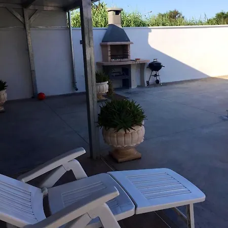 Elegant In With Private Pool And Ac