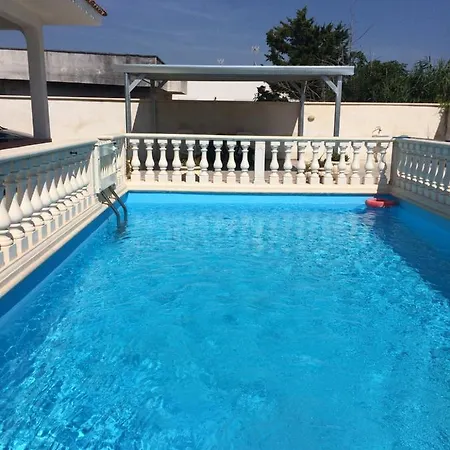 Villa Elegant In With Private Pool And Ac